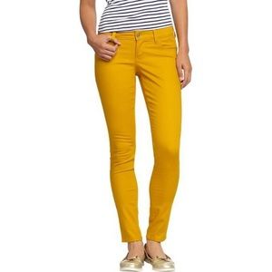 NWT Old Navy Yellow Skinny jeans